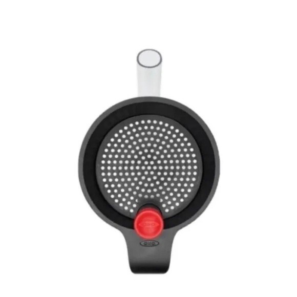 OXO Good Grips 2 Cup Fat Separator With Measurement Easy Clean Prevents Spills - Picture 3 of 9